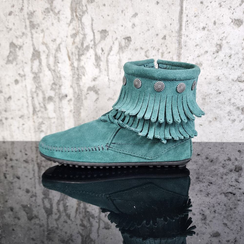 Minnetonka Double Fringe Women's Size 5 Hunter Green Suede Studded Boots